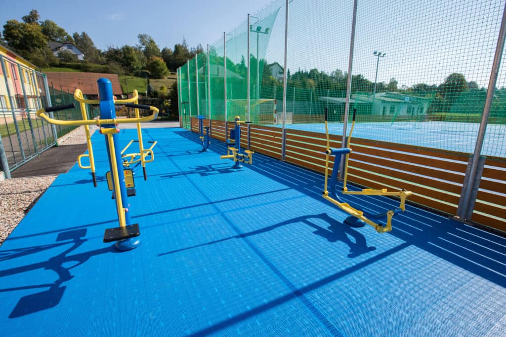 Outdoor Sportboden Fitnessboden